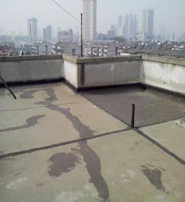 林口漏水维修 楼顶漏水是什么原因，楼顶漏水维修方法是什么?